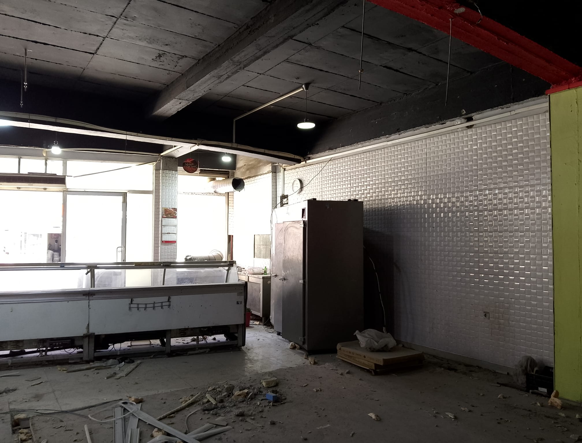 BORNOVA IŞIKKENT MERKEZ DE 190 M2 KİRALIK DÜKKAN - Görsel 11