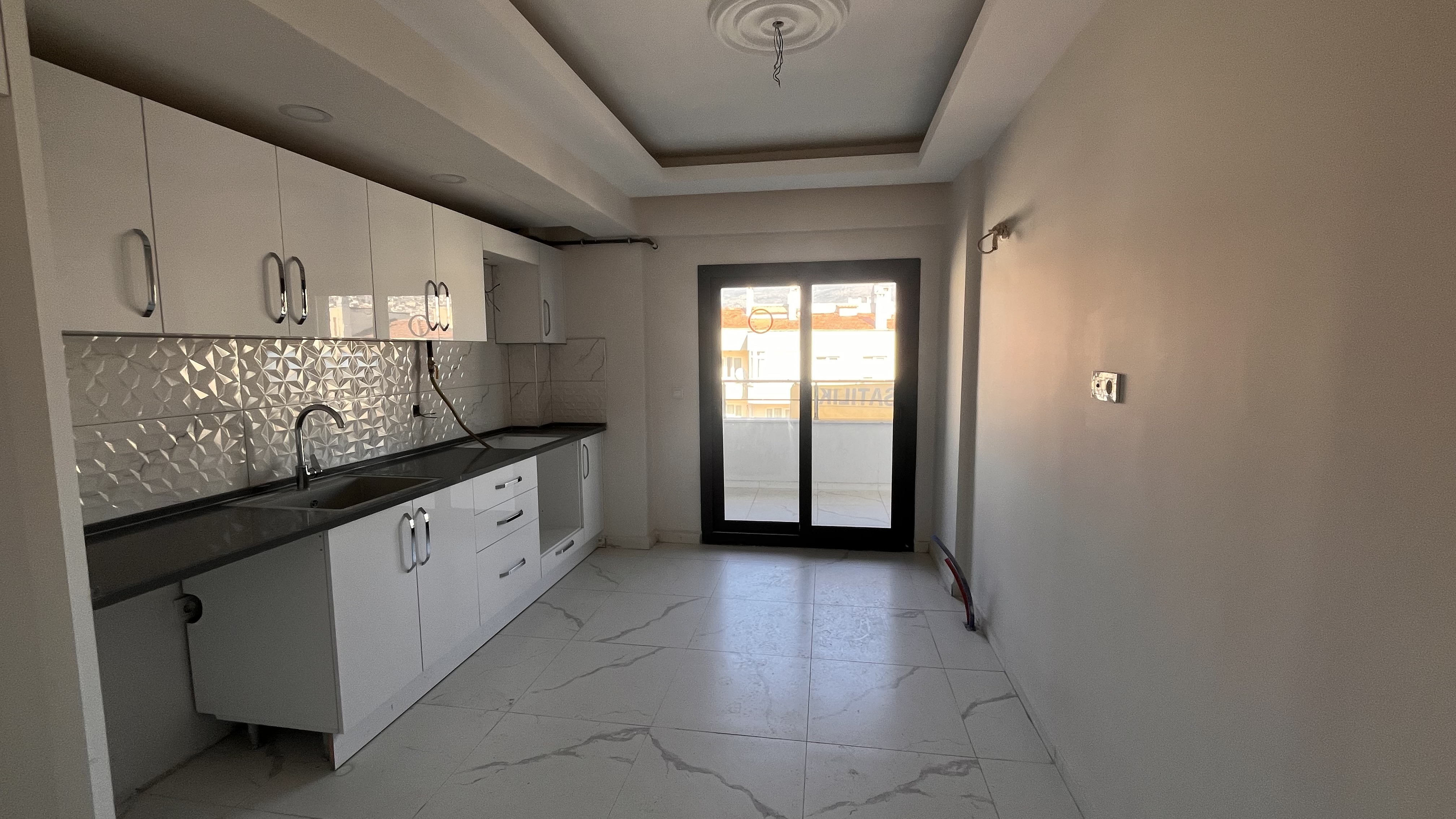 Bornova Özkanlarda Sıfır 3+1 Daire - Görsel 14