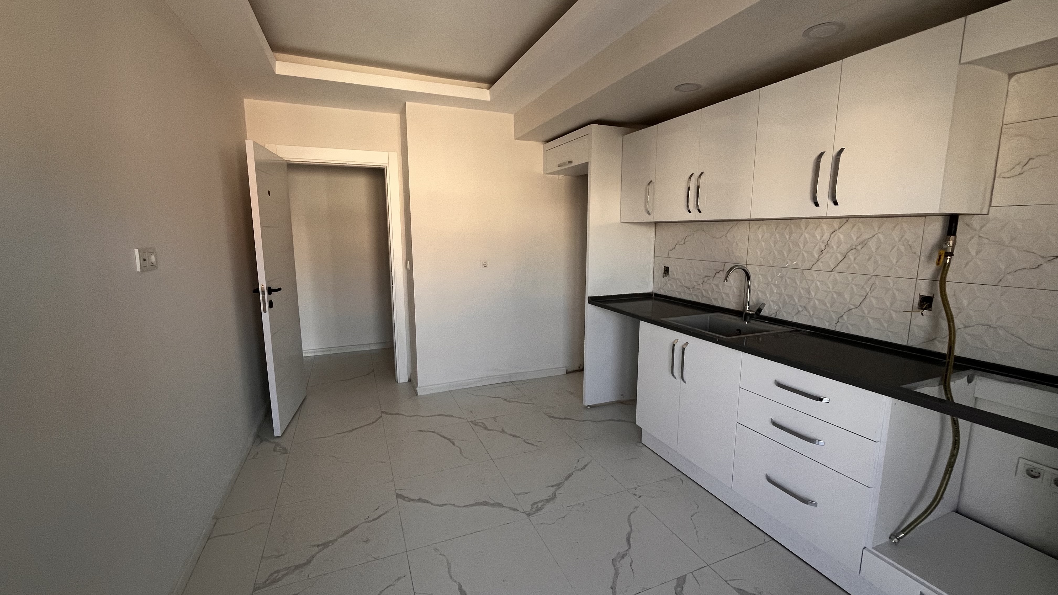 Bornova Özkanlarda Sıfır 3+1 Daire - Görsel 15