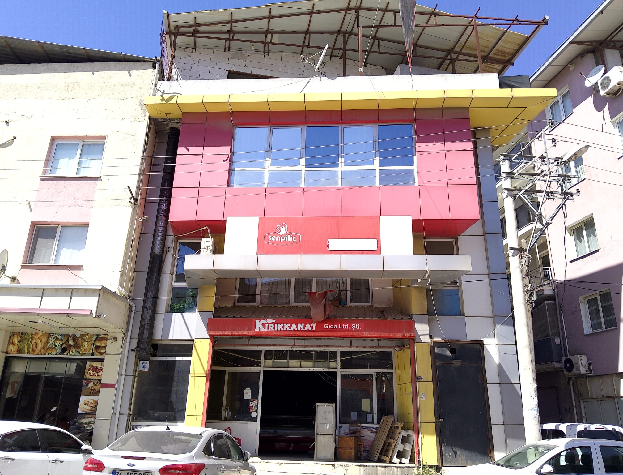 BORNOVA IŞIKKENT MERKEZ DE 190 M2 KİRALIK DÜKKAN - Görsel 5