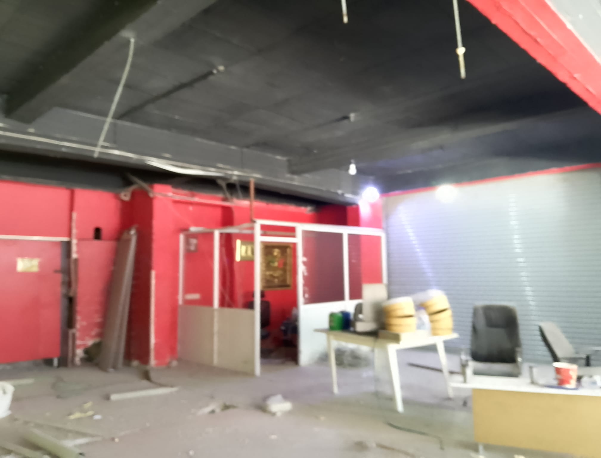 BORNOVA IŞIKKENT MERKEZ DE 190 M2 KİRALIK DÜKKAN - Görsel 7