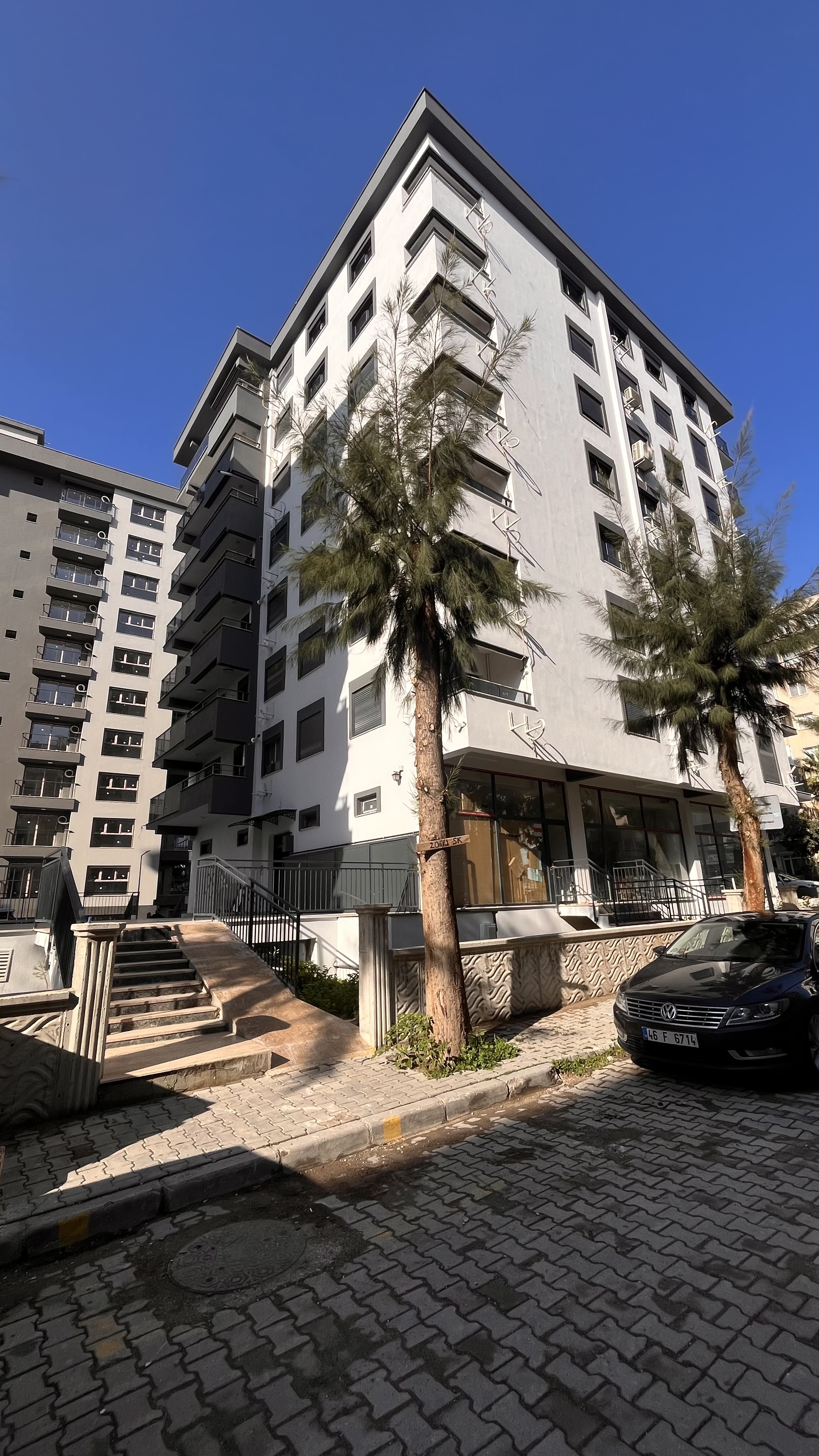 Bornova Özkanlarda Sıfır 3+1 Daire
